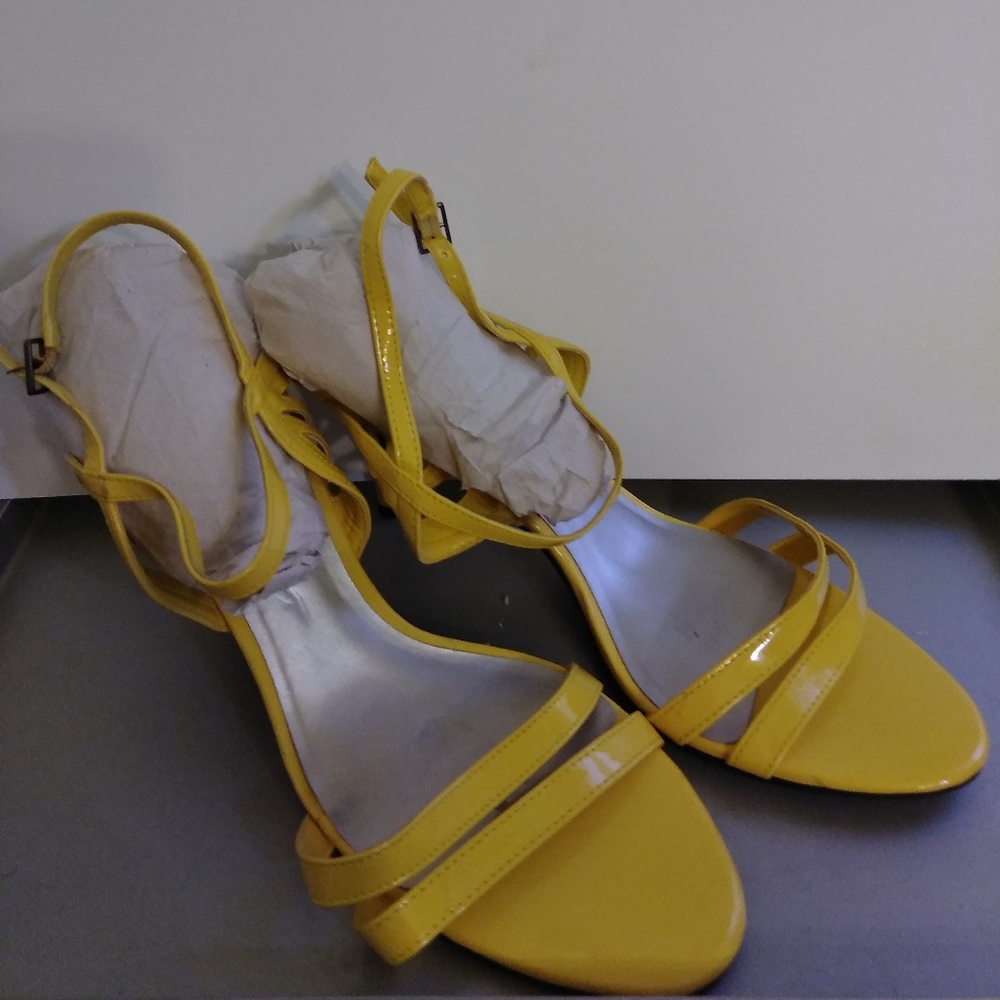 FIONI IN WOMEN